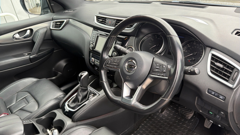 Nissan Qashqai 1.3 DiG-T 160 Tekna+ 5dr DCT Petrol Hatchback